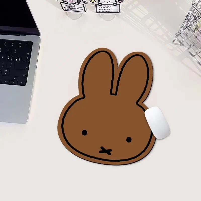 Kawaii Miffy Konijnvormige Mui - Camp Table Folding recensie en prijs